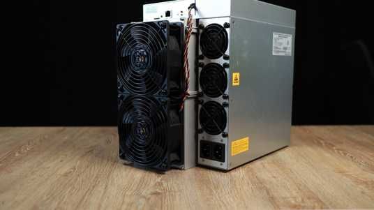 Bitmain Antminer L7 9500mh/s - Обладнання для майнінгу криптовалют
